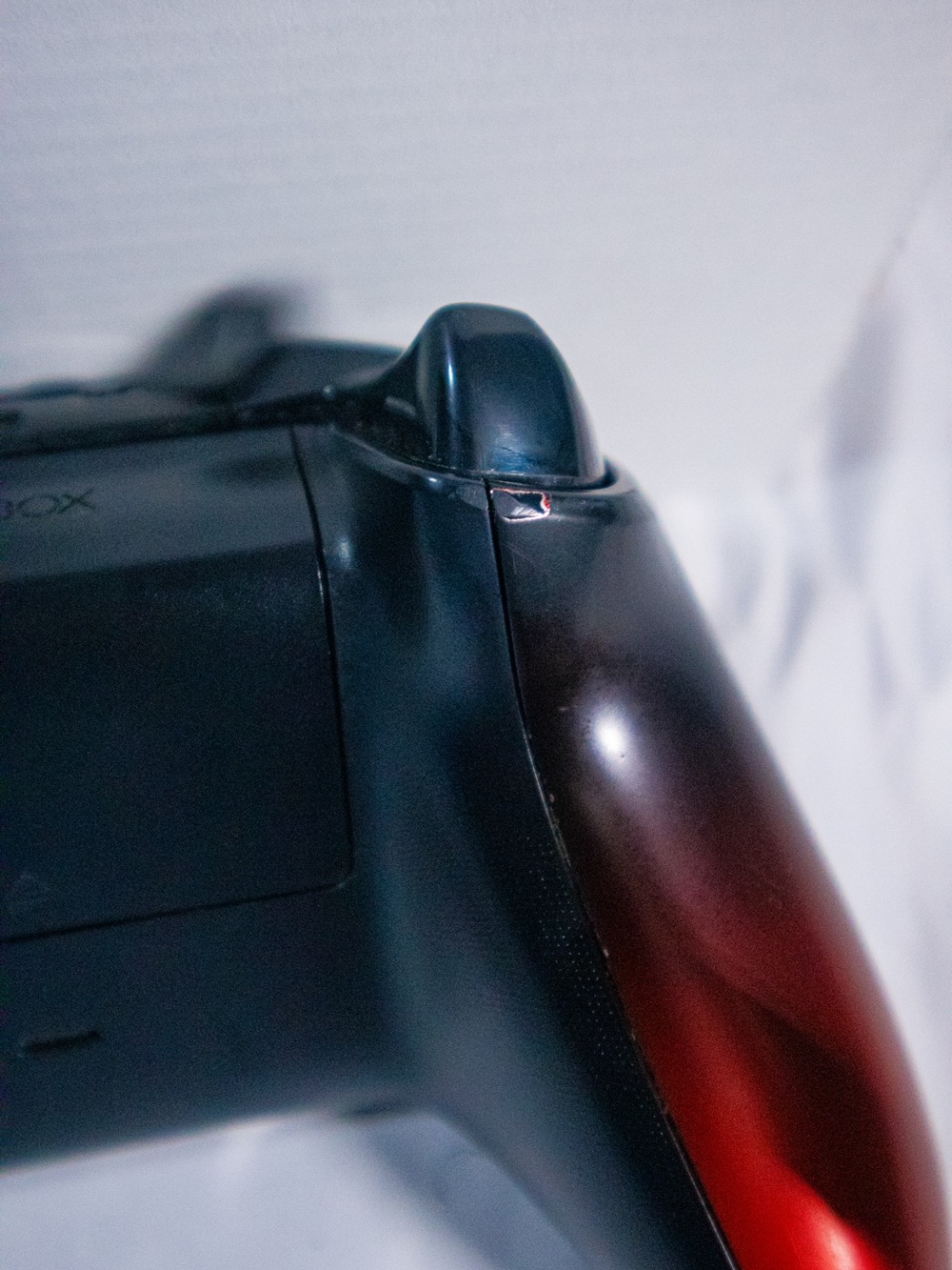 Xbox One Console Includes Wireless Volcano Shadow Red Controller - Picture 7 of 7